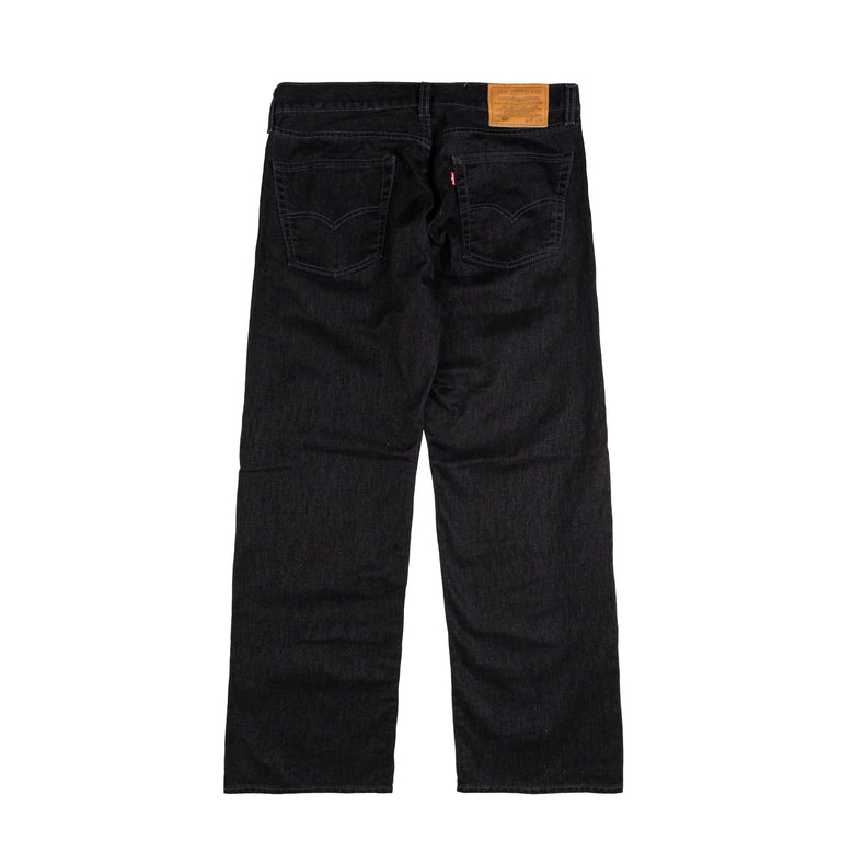 Levi's 555 Relaxed Straight Jeans (Birds of a Feather / Blau) onfeet