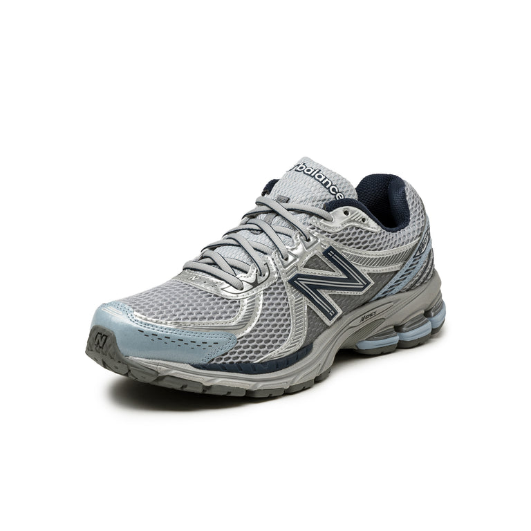 New Balance ML860BB2