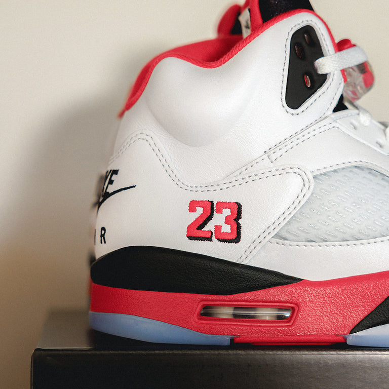 Nike Air Jordan 5 Retro *Fire Red* onfeet