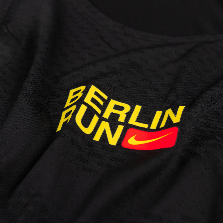 Nike Stride Dri-FIT ADV Running Tank Top *City Marathon*