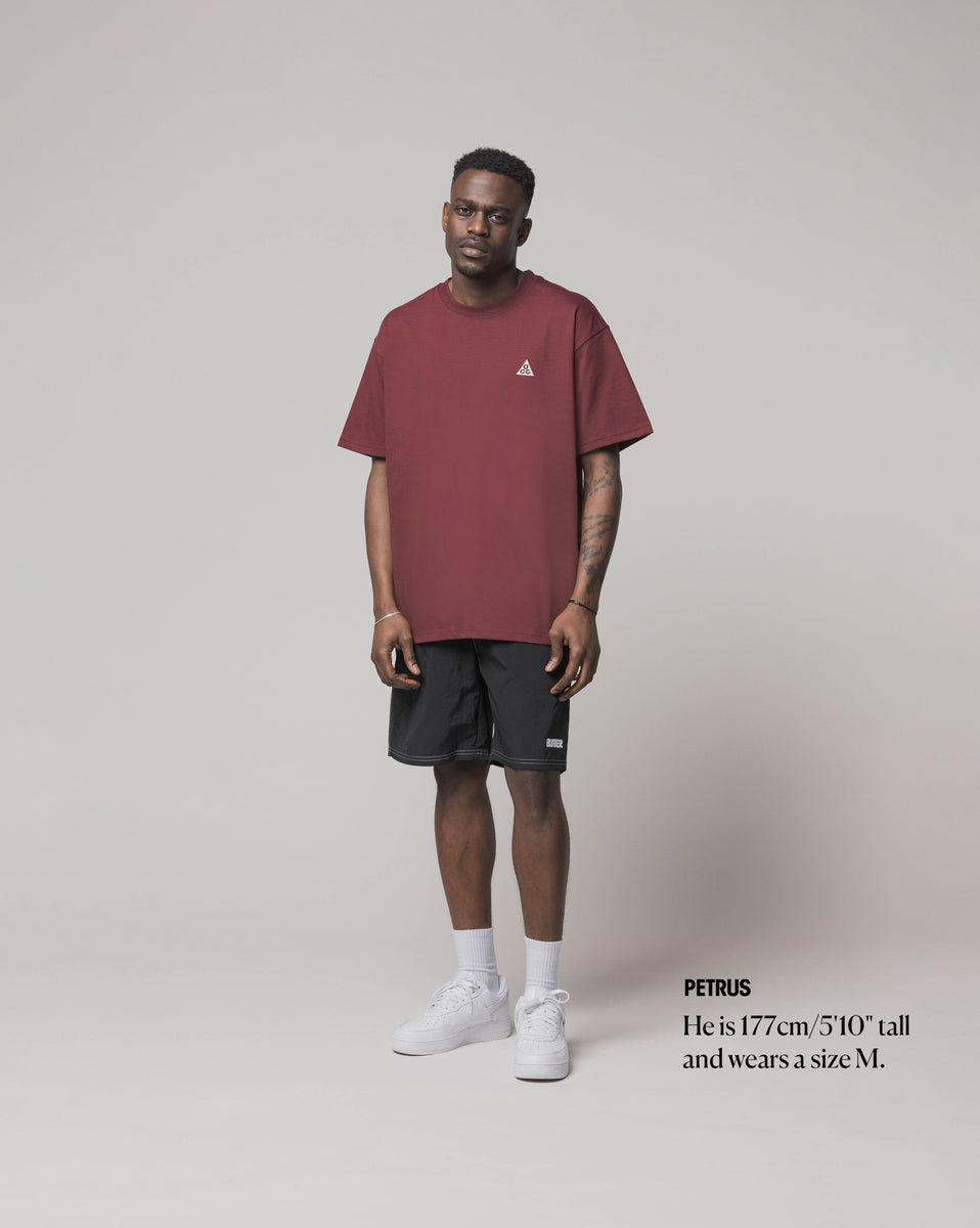 Nike ACG Logo Tee | Apparel » Buy online now! Nike ACG Logo Tee | Apparel » Buy online now!