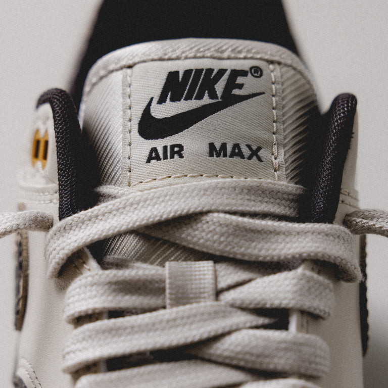 Nike Wmns Air Max 1 '87 onfeet