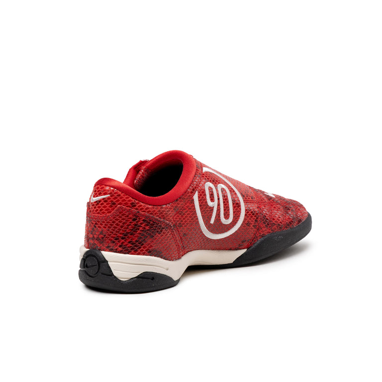 Nike Wmns Total 90 SE
