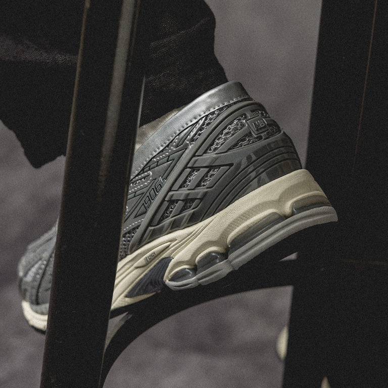 New Balance U1906LAE onfeet