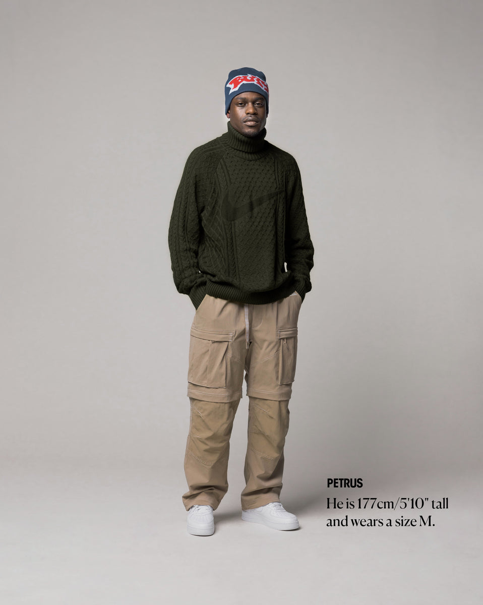 Nike khaki jumper deals