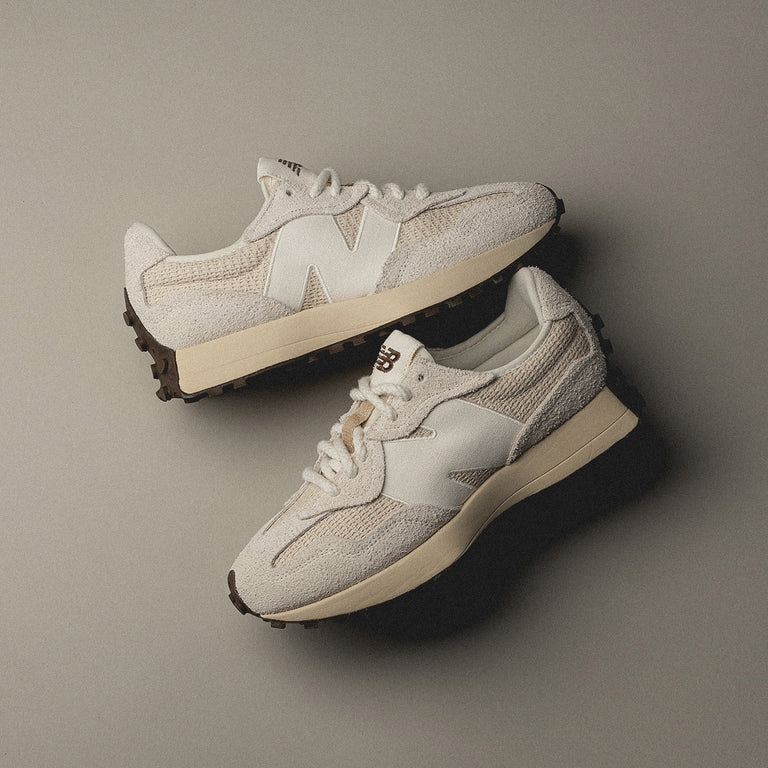 New Balance U327WVA onfeet
