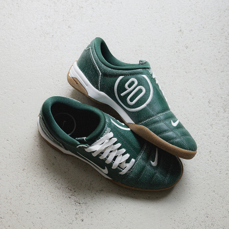 Nike Total 90 PRM onfeet