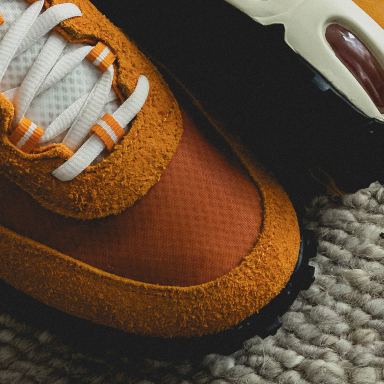 Nike Air Max Waffle SP onfeet