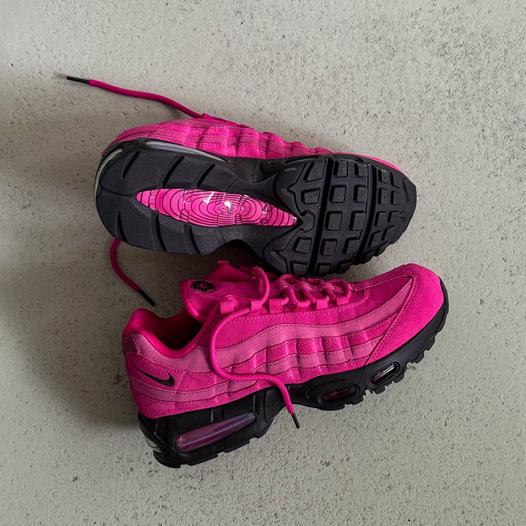 Nike Air Max 95 OG *Big Bubble* *Fireberry* onfeet