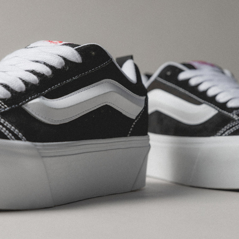 Vans Knu Stack onfeet