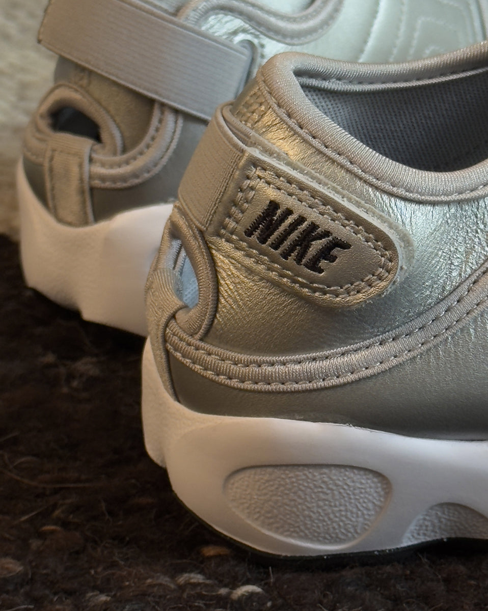 Nike Wmns Air Rift sneakers » dispo en ligne maintenant