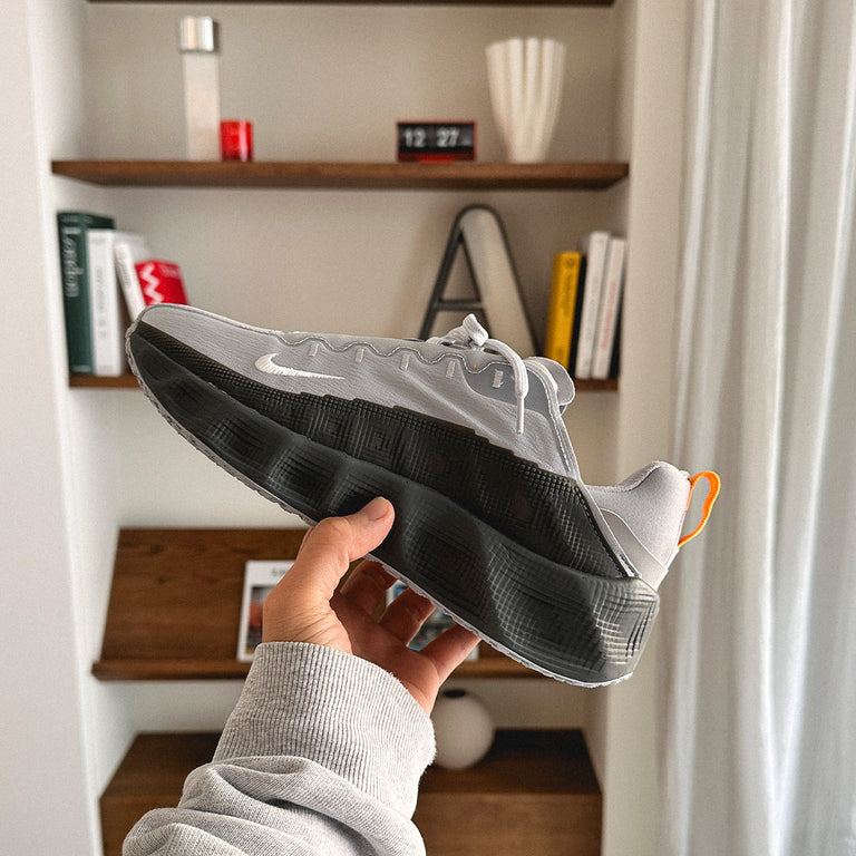 Nike Ava Rover onfeet