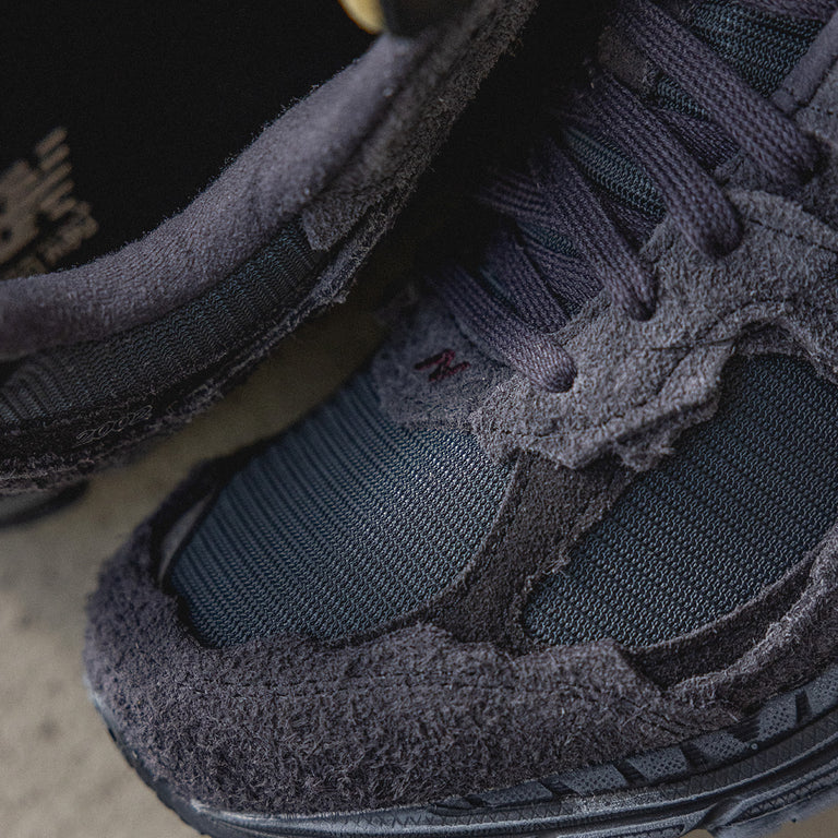 New Balance M2002RDB *Protection Pack* onfeet