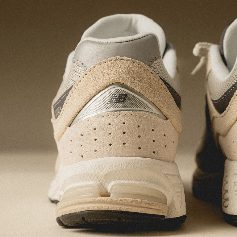 New Balance M2002RFA onfeet