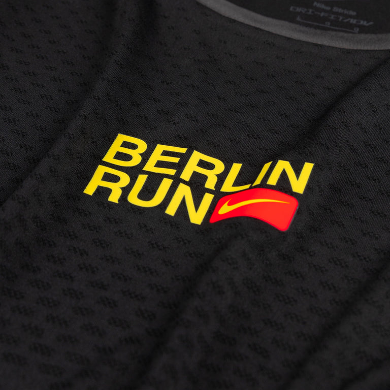 Nike Stride Dri-FIT ADV Short-Sleeve Running Top *City Marathon*
