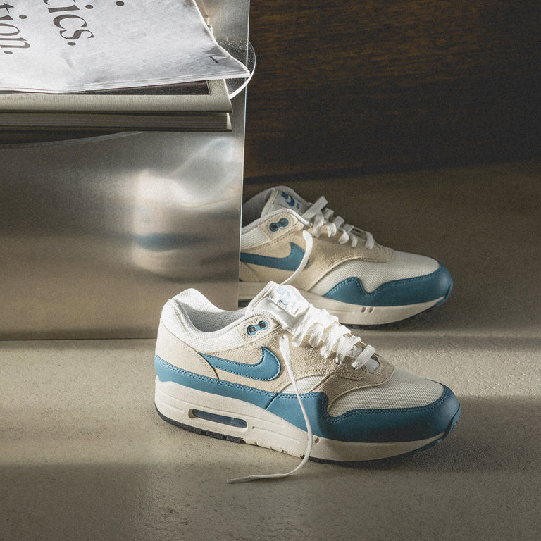 Nike Air Max 1 Essential onfeet