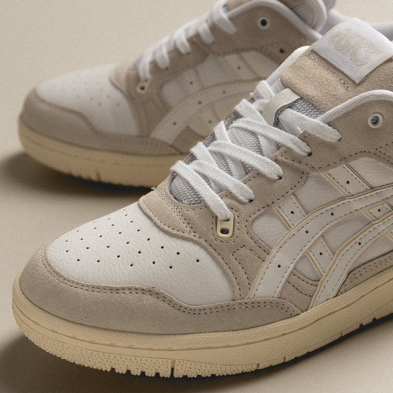 Asics EX89 onfeet