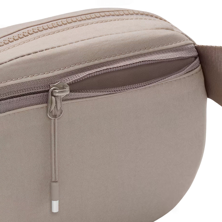 Nike Aura Crossbody Bag (2L)