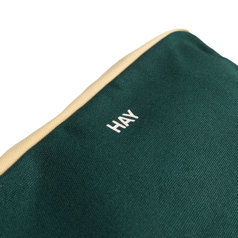HAY Multi Wash Bag Medium (Dark Green / Multi)