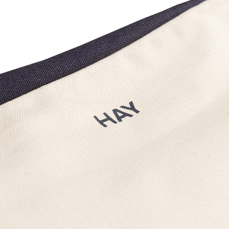 HAY Multi Wash Bag Medium (Cream / Multi)