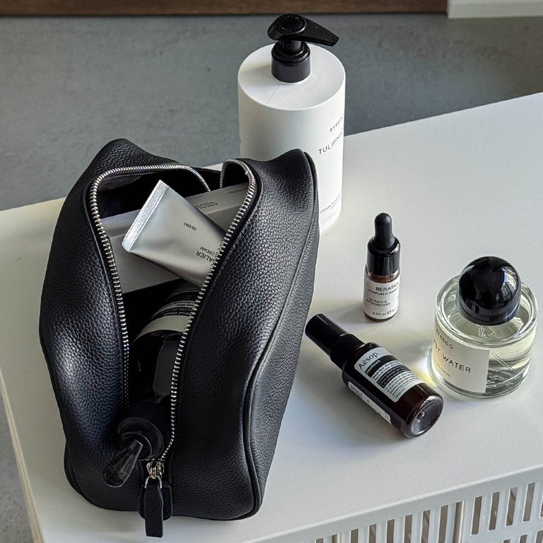 Asphaltgold Leather Toiletry Bag