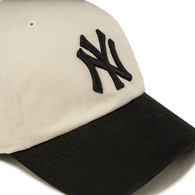 47 MLB New York Yankees Two Tone *Clean Up* Cap w/ No Loop Label (Sandstone)