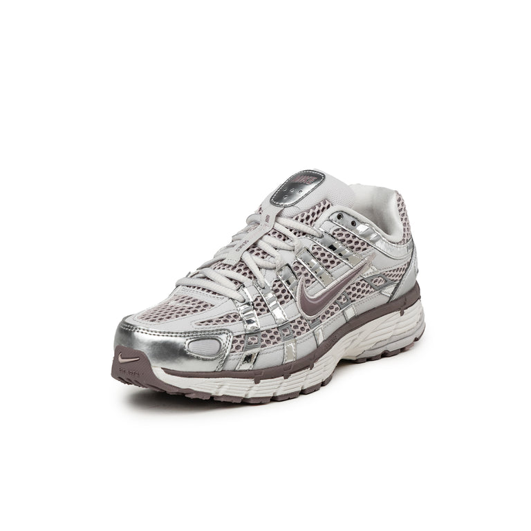 Nike Wmns P-6000