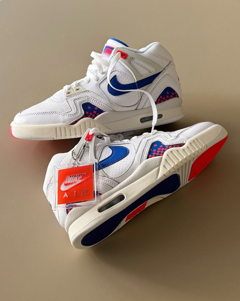 靴 NIKE AIR TECH CHALLENGE ll QS us8.5 NIKE AIR TECH CHALLENGE II QS – UNDEFEATED JAPAN