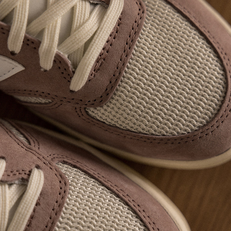 New Balance T500GB onfeet