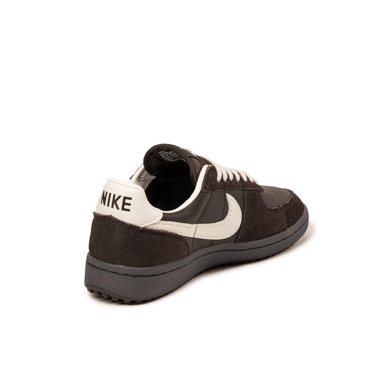 Nike Wmns Field General '82