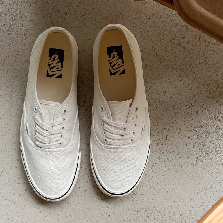 Vans Premium Authentic 44 LX onfeet