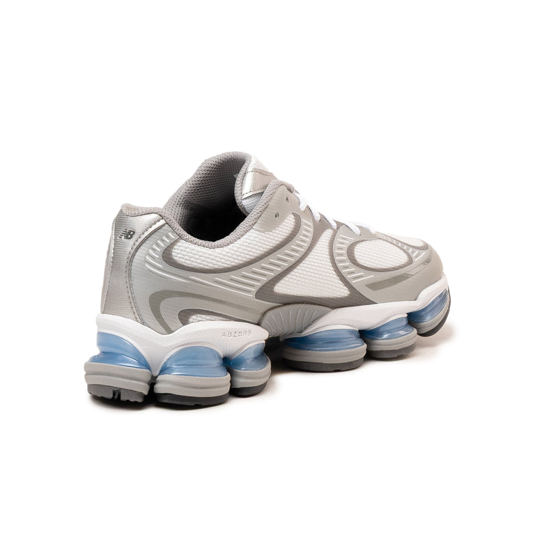 New Balance ABZORB 2000