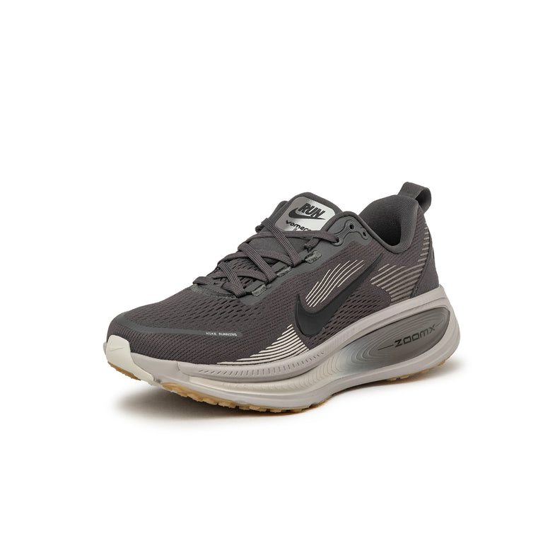Nike Vomero 18