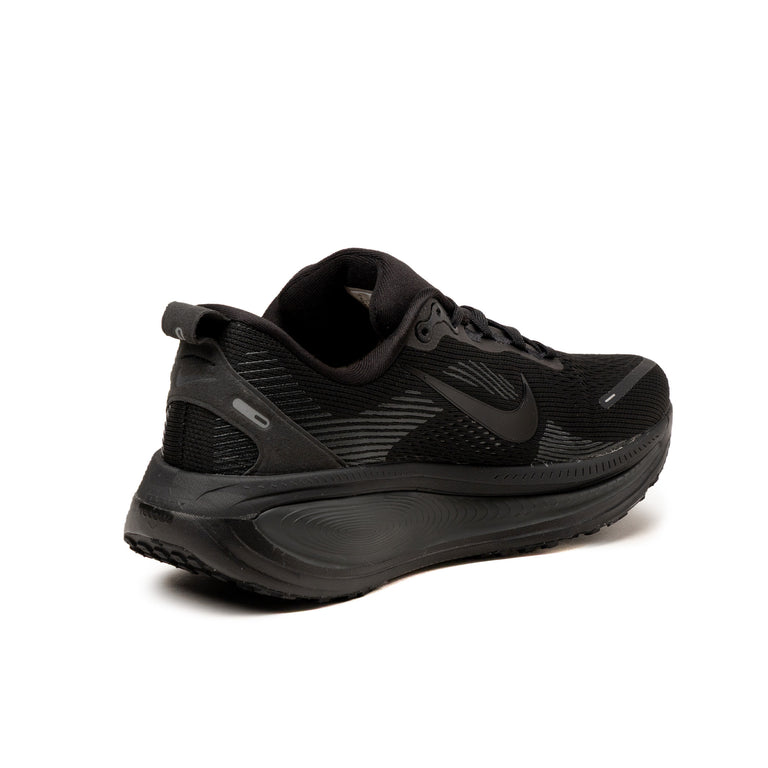 Nike Vomero 18