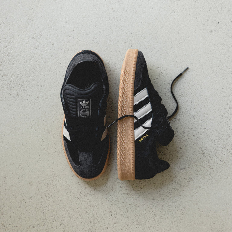 Adidas Samba XLG onfeet