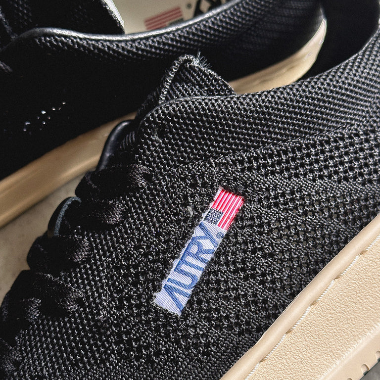 Autry Easeknit *Knit / Leather* onfeet