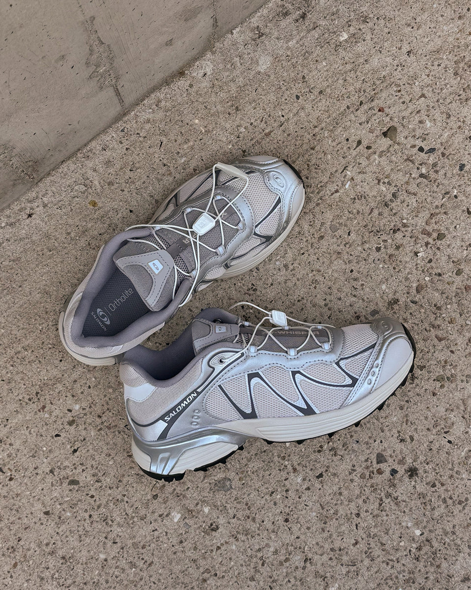 【サロモン】XT-WHISPER Sneakers Salomon XT-Whisper 'Silver Lunar Rock' (L47801400