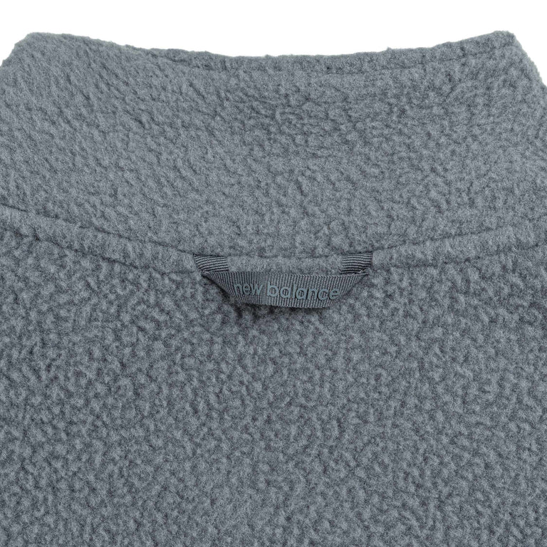 New Balance High Pile Jacket (Graphite / Black Cement)