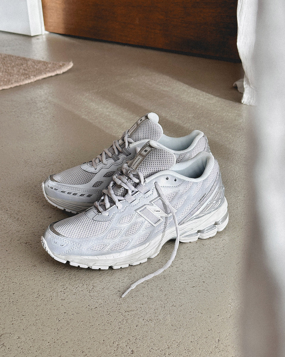 【超レア 】★NEW BALANCE★U1906WFD BLACK SILVER LLIC★ New Balance 1906W Black Silver Metallic Men's - U1906WFD - US