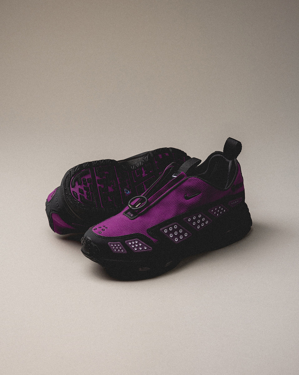 【NIKE】Air Max SNDR GORE-TEX Bold Berry and Dark Smoke Grey Women's Air Max SNDR GTX Bold Berry | Dark Smoke Grey