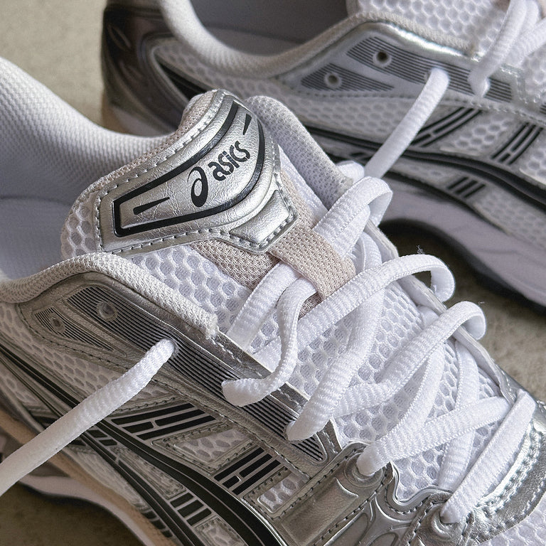 Asics GEL-Kayano 14 onfeet