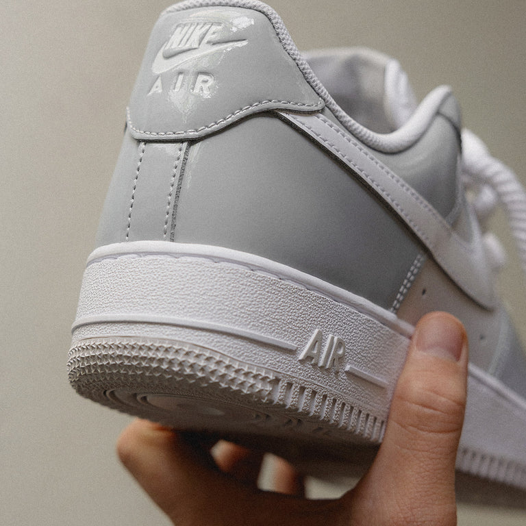 Nike Air Force 1 '07 LV8 onfeet