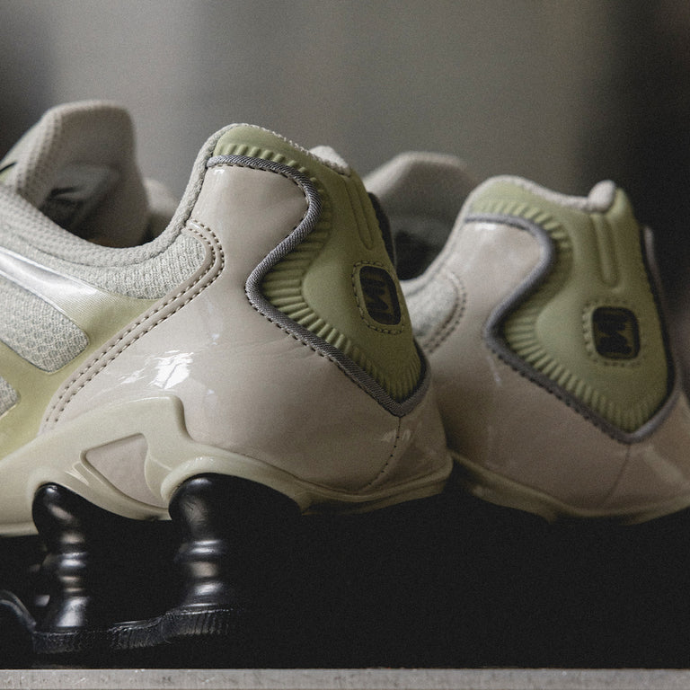 Nike Wmns Shox TL