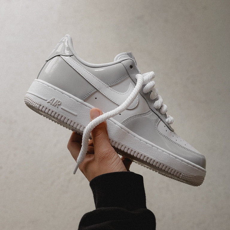 Nike Air Force 1 '07 LV8 onfeet