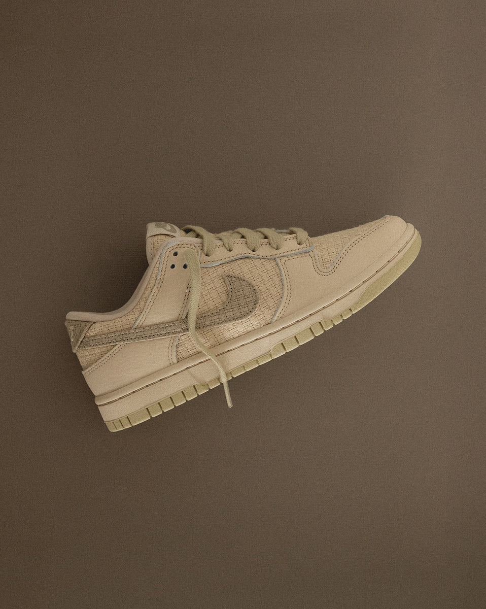 ☆【NIKE】☆(W) Dunk Low Sanddrift llic Gol.d☆22-26cm☆ Nike Dunk Low Twist Sanddrift (Women's) - DZ2794-102 - US