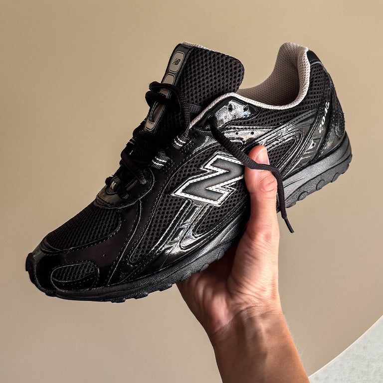 New Balance U204LMRA onfeet