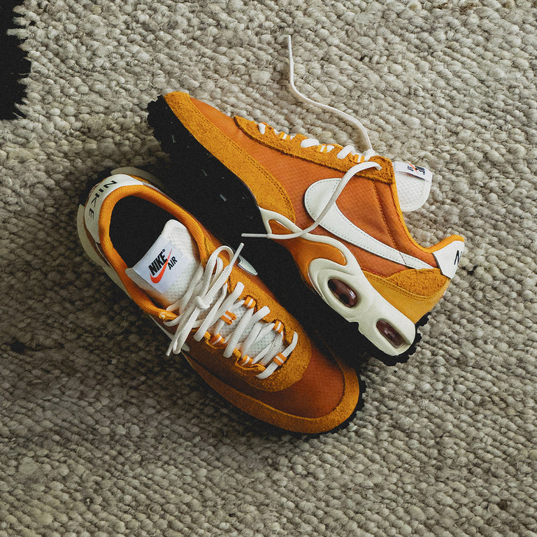 Nike Air Max Waffle SP onfeet