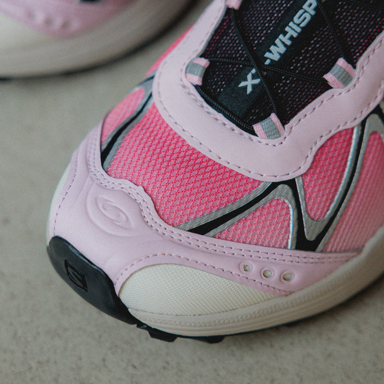 Salomon XT-Whisper onfeet