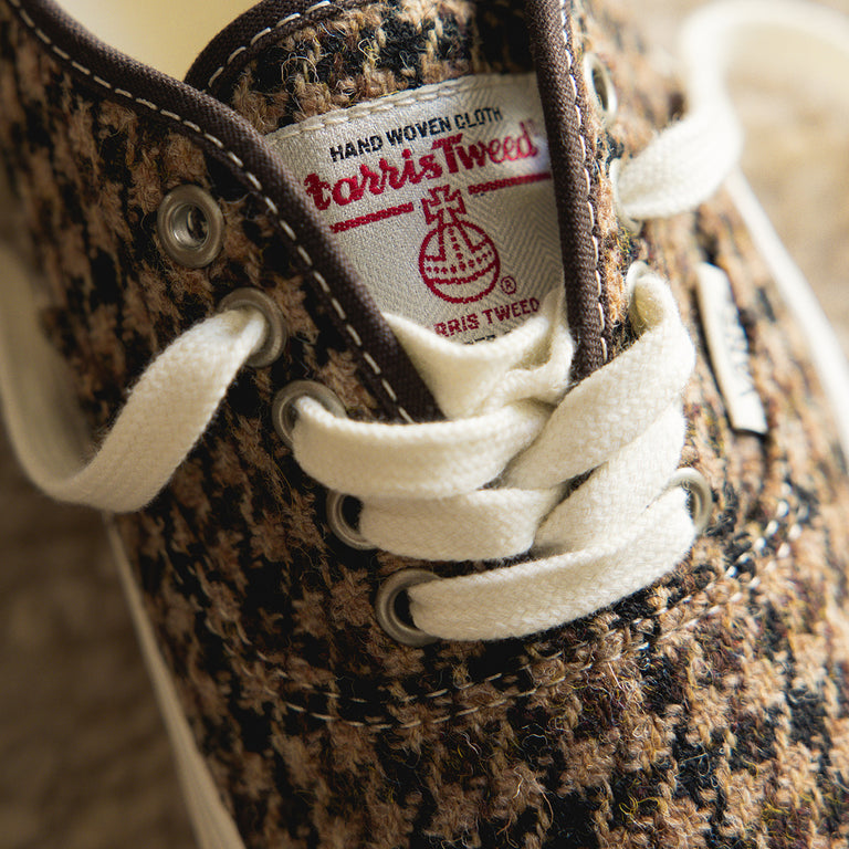 Vans Premium Authentic 44 LX *Harris Tweed* onfeet
