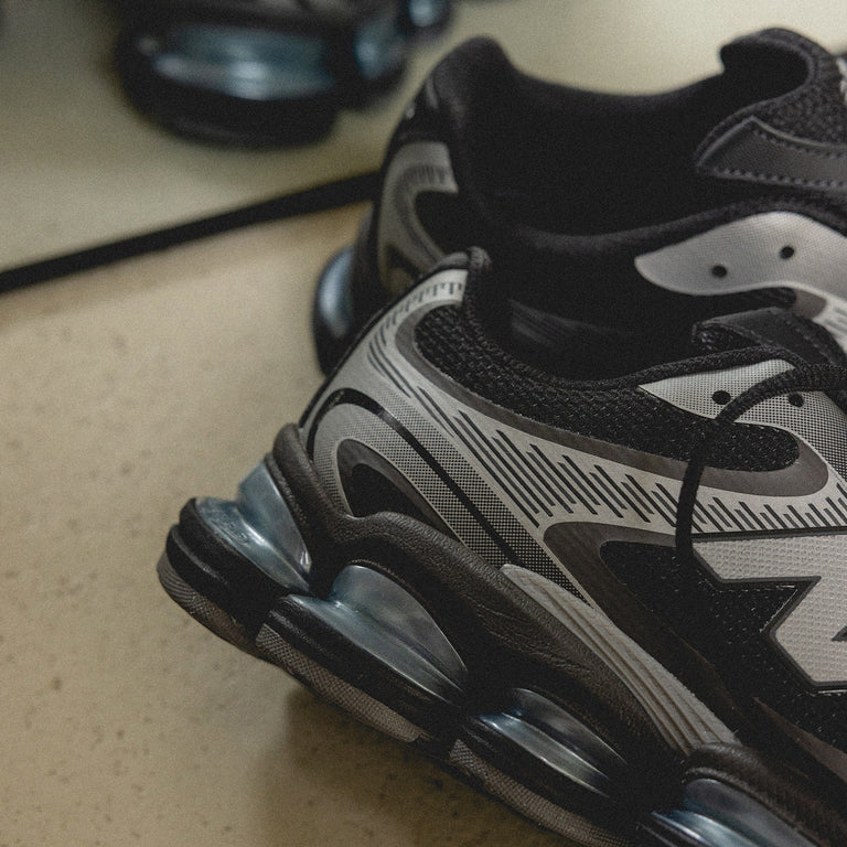 New Balance ABZORB 2000 onfeet